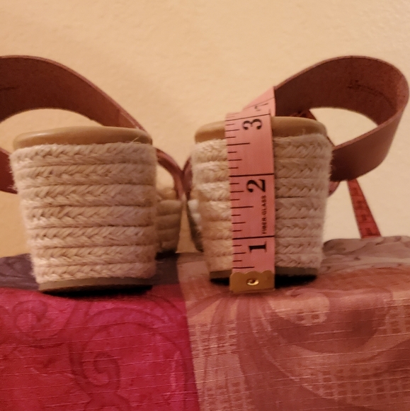 Lane Bryant Platform Slide - Picture 4 of 6